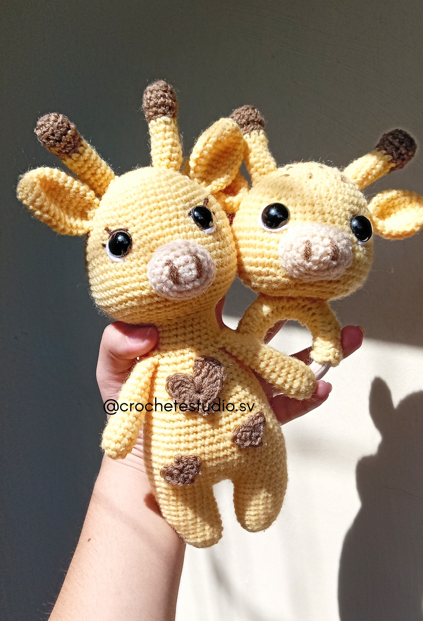 set amigurumi y mordedor jirafa