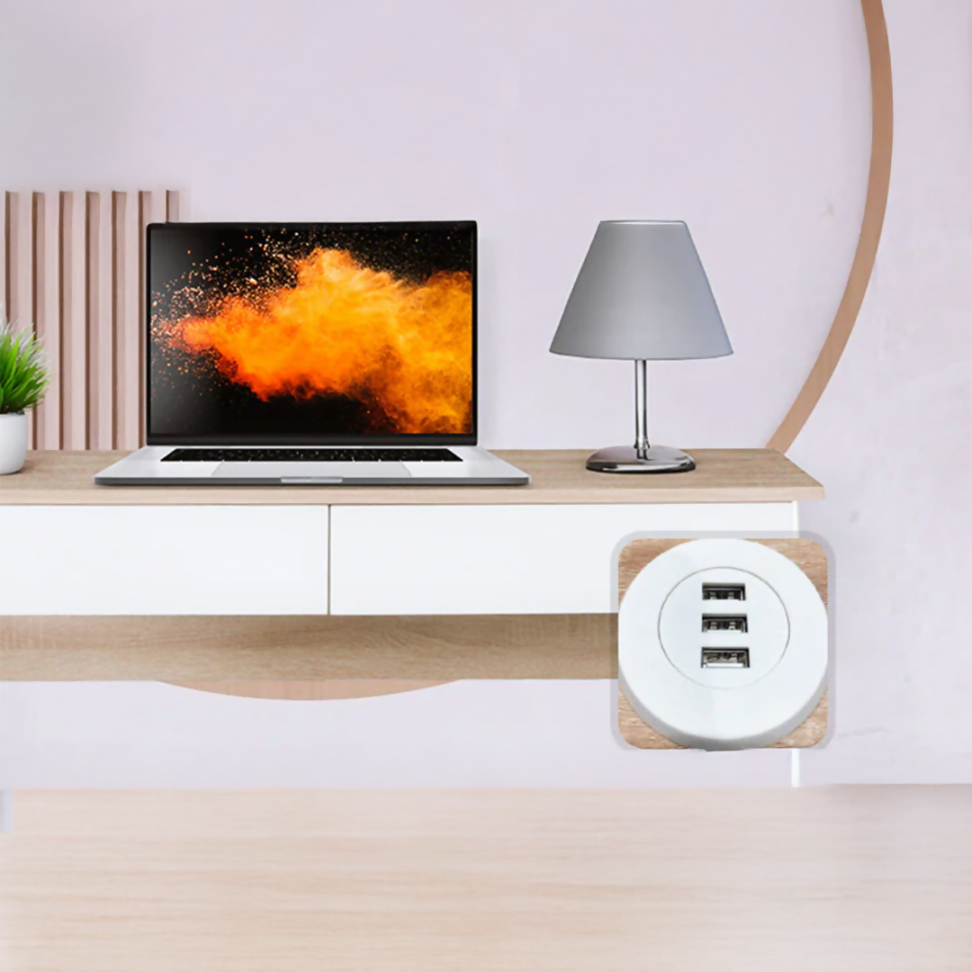 Desk Sgl Lvl w/Drawers and USB ports