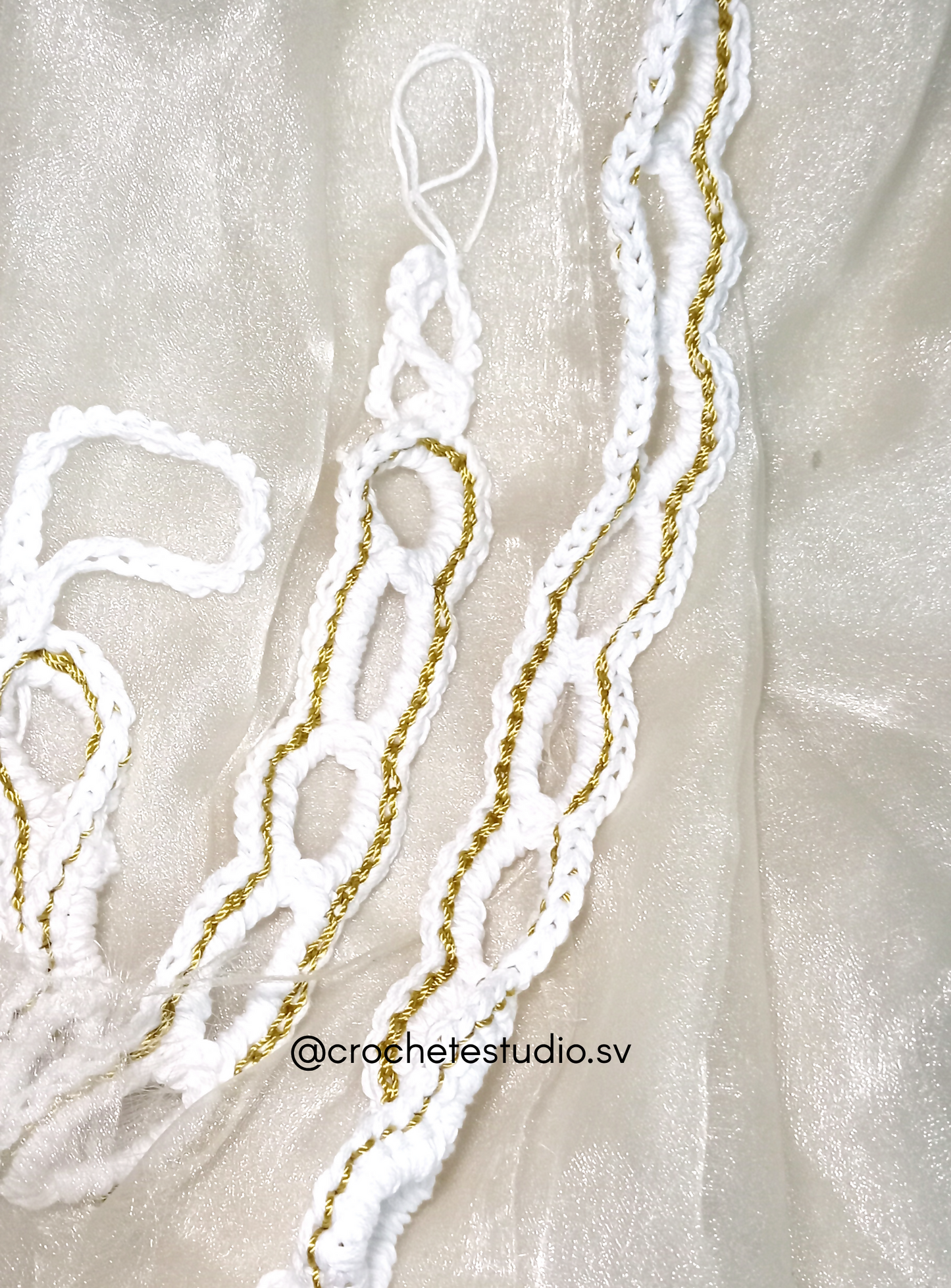 sujetacortina blanco