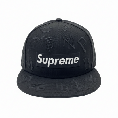 Gorra Supreme x MLB All Over 59FIFTY – White on Black Edition