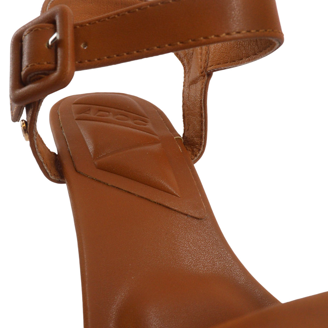 Sandalias de cuña Capri color tan para mujer