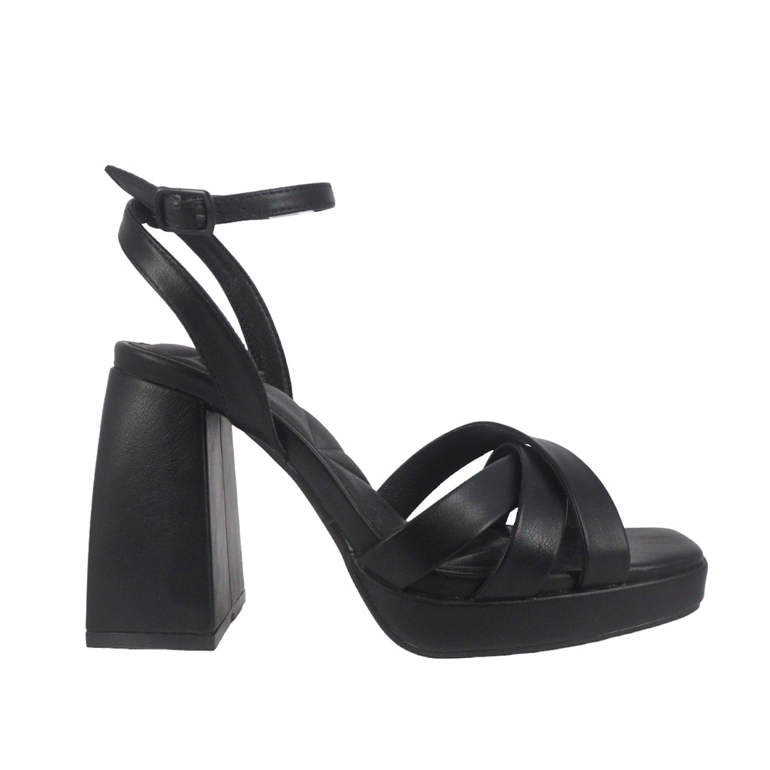 Sandalias de tacón Karma color negro