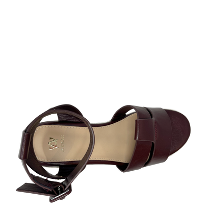 Sandalias Casey para mujer color vino