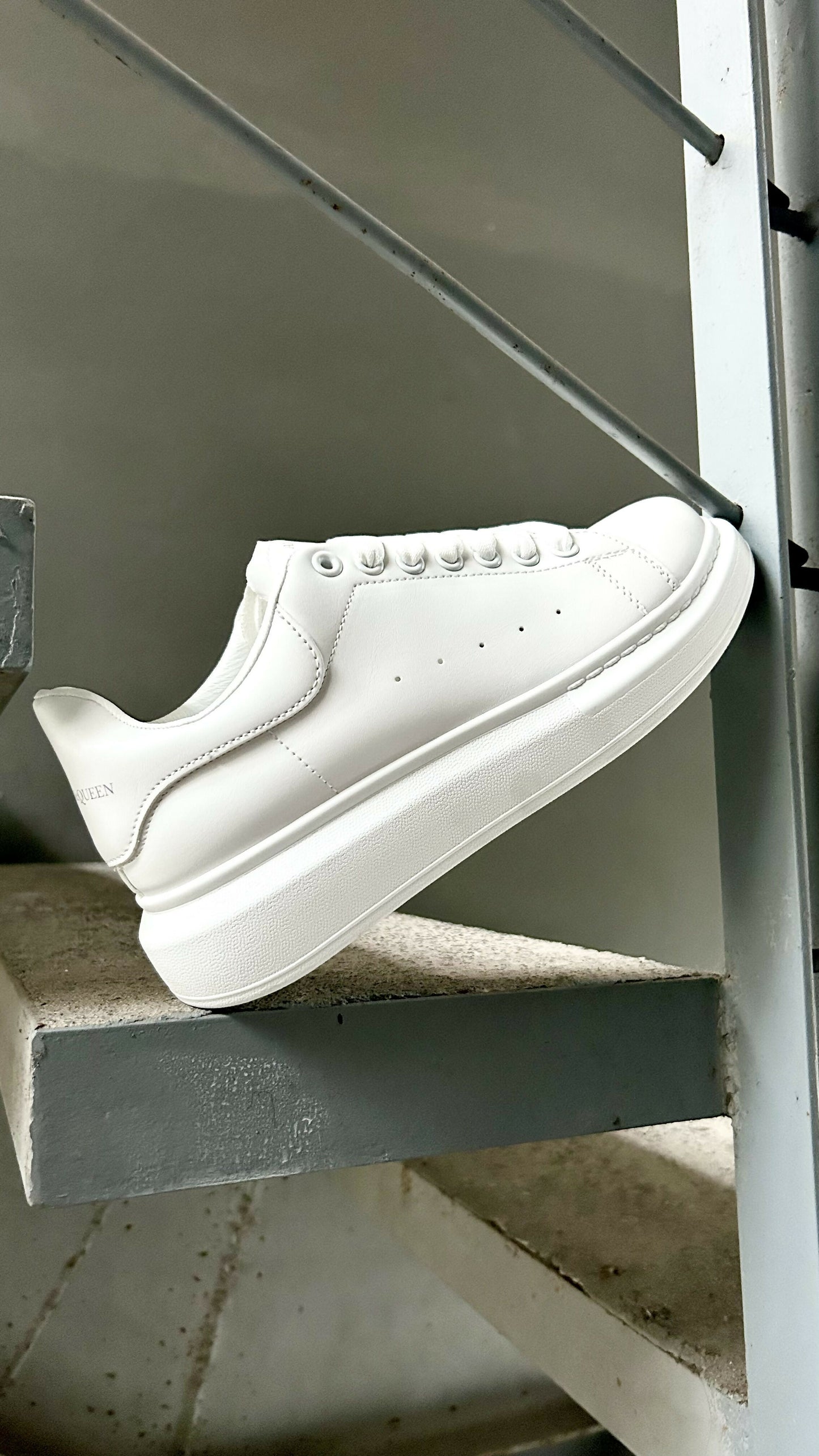 ZAPATILLA MCQUEEN G5 FULL WHITE