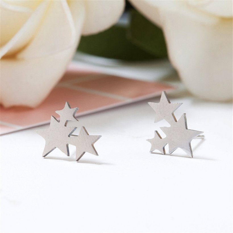 Aretes de acero inoxidable 3 estrellas plateado.