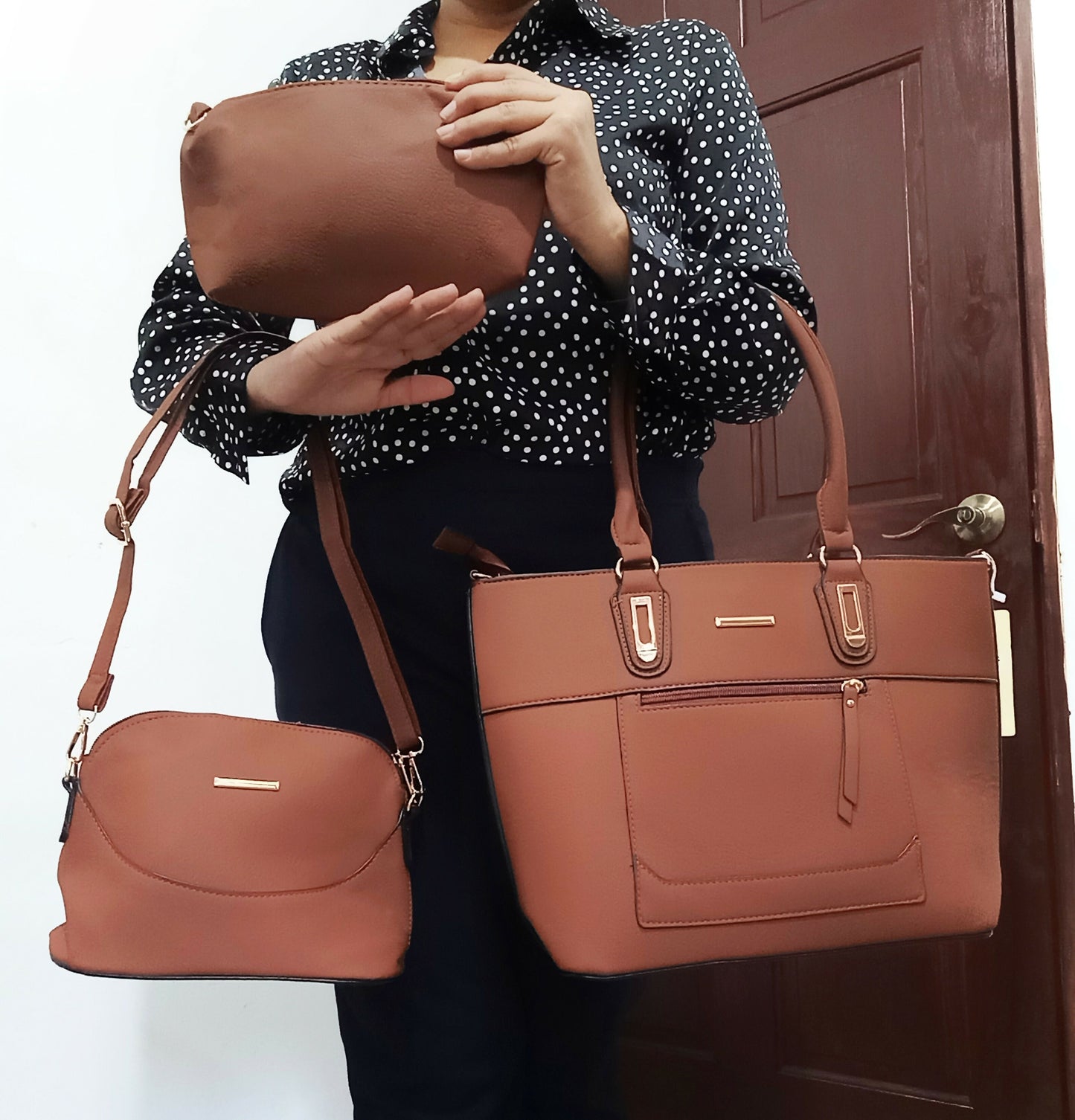 Set de cartera NECKLACE color camel.