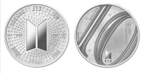 BTS - MONEDA CONMEMORATIVA DE 10 AÑOS (SILVER VER)