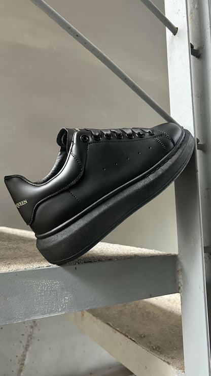 ZAPATILLA MCQUEEN G5 FULL BLACK