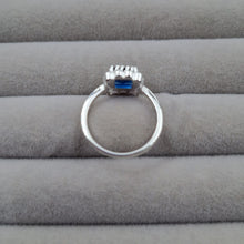 ANILLO CUADRAD0 AZUL PLATAS925