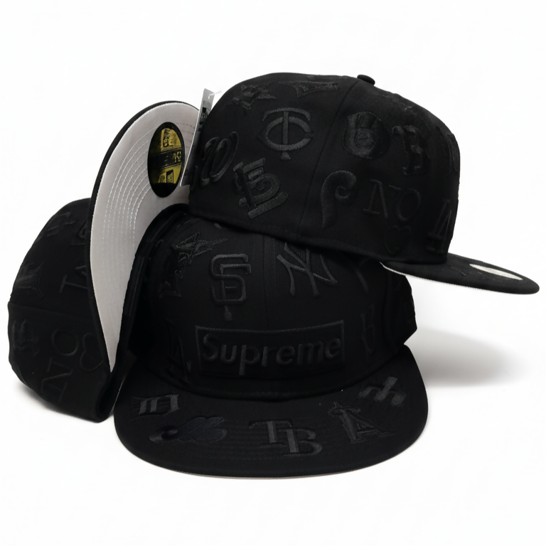 Gorra Supreme x MLB All Over 59FIFTY – Black on Black Edition