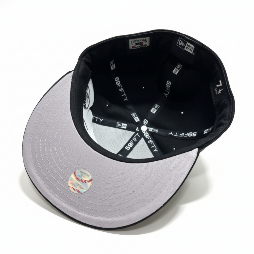 Gorra Toronto Blue Jays Black & Red Maple Leaf 59FIFTY