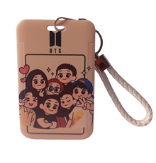 BTS - HOLDED PHOTOCARD LLAVERO